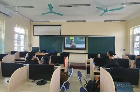 GIÁO VIÊN TRƯỜNG THCS TRẦN DUY HƯNG THAM DỰ HỘI NGHỊ TẬP HUẤN CÁC BỘ SÁCH GIÁO KHOA LỚP 7 NĂM HỌC 2022- 2023