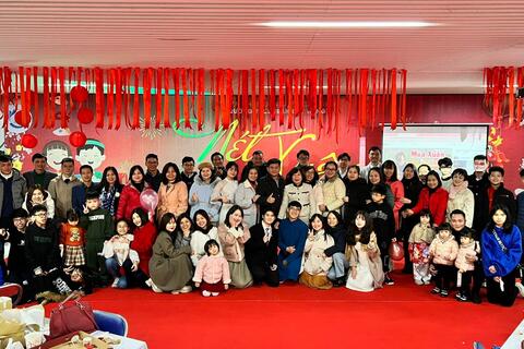 XUÂN XANH GẮN KẾT, TẾT TRỌN YÊU THƯƠNG