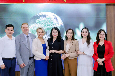 “Hành trình biết ơn – Hành trình yêu thương”